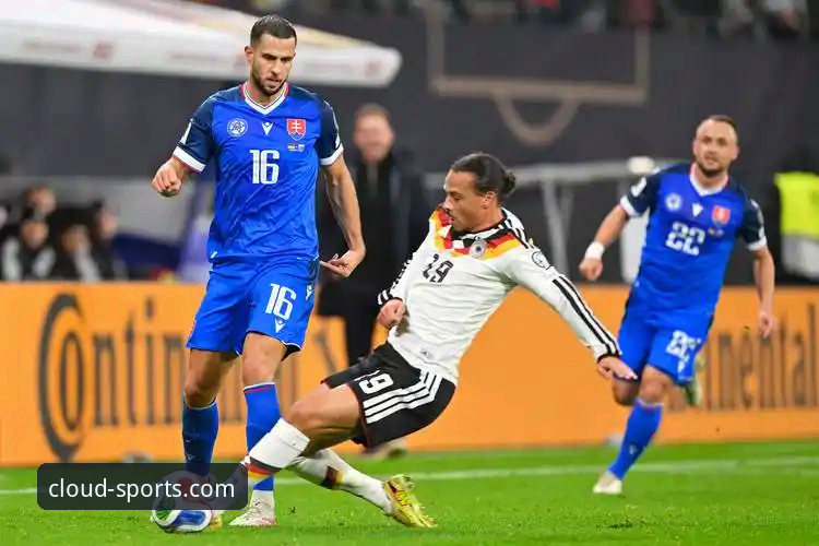 点球决胜的残酷美学 vs 流畅观赛的技术体验：一场世预赛背后的平台选择